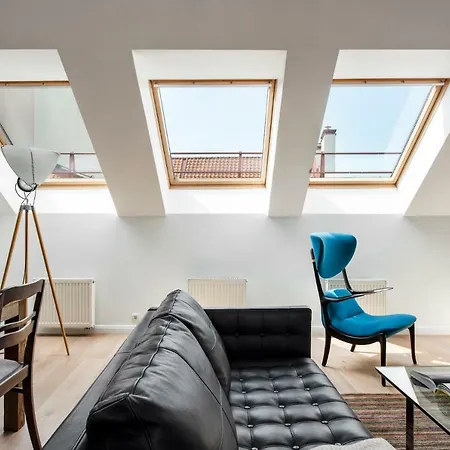 Modern Haven | Stikliu Street Loft Apartamento