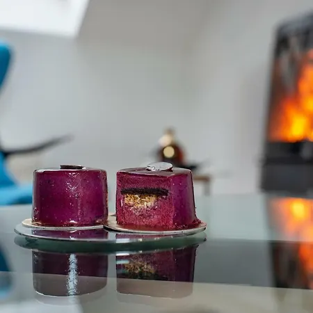 Appartement Modern Haven | Stikliu Street Loft