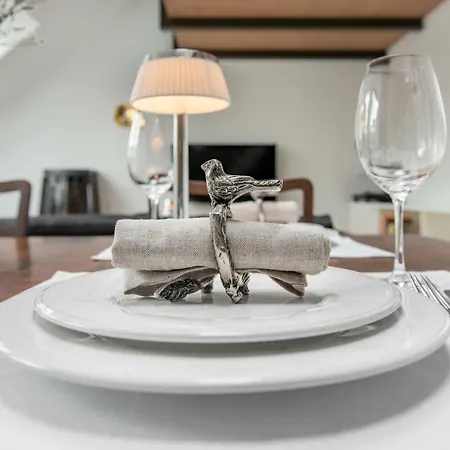 Modern Haven | Stikliu Street Loft Апартаменти Вільнюс
